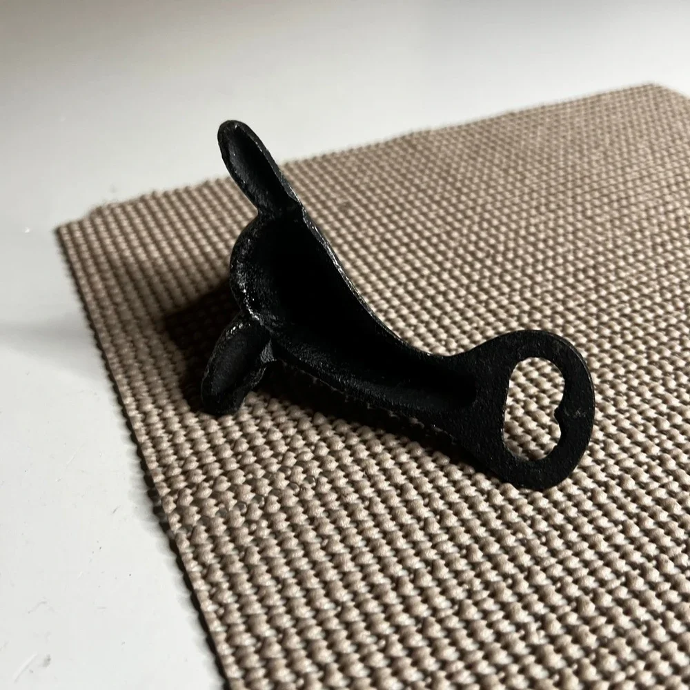 Vintage Style Cast Iron Seal Bottle Opener Nautical Black Figurine Bar Tool